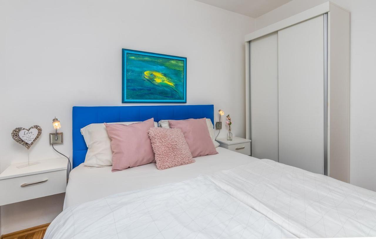 Apartments Vila Dk Malinska Extérieur photo