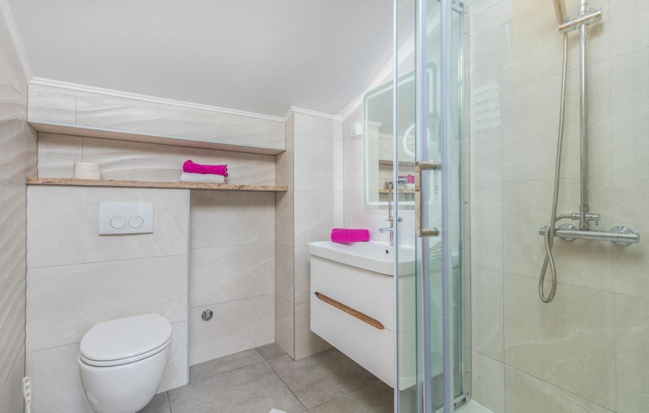 Apartments Vila Dk Malinska Extérieur photo