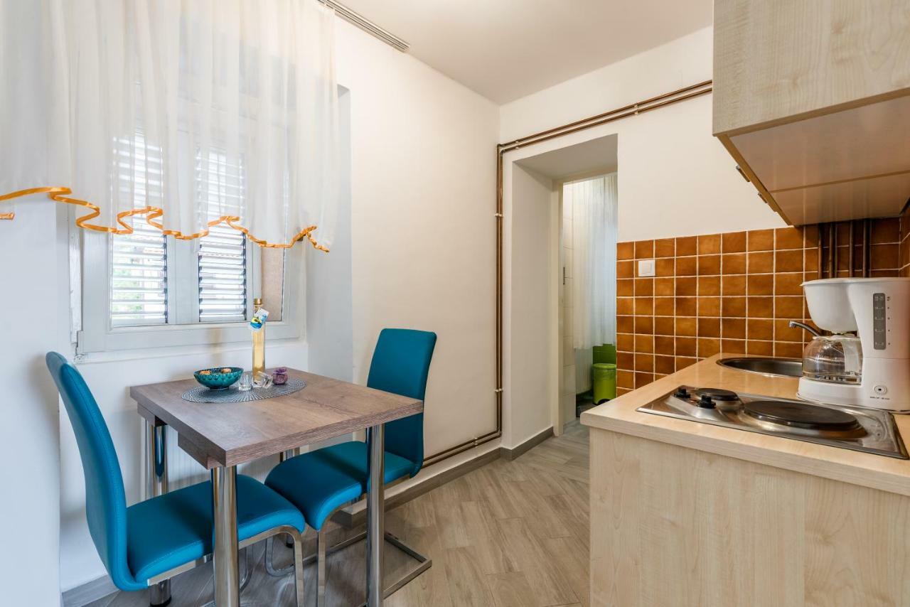 Apartments Vila Dk Malinska Extérieur photo