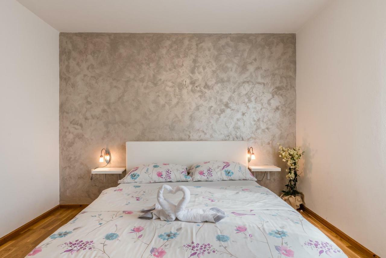 Apartments Vila Dk Malinska Extérieur photo